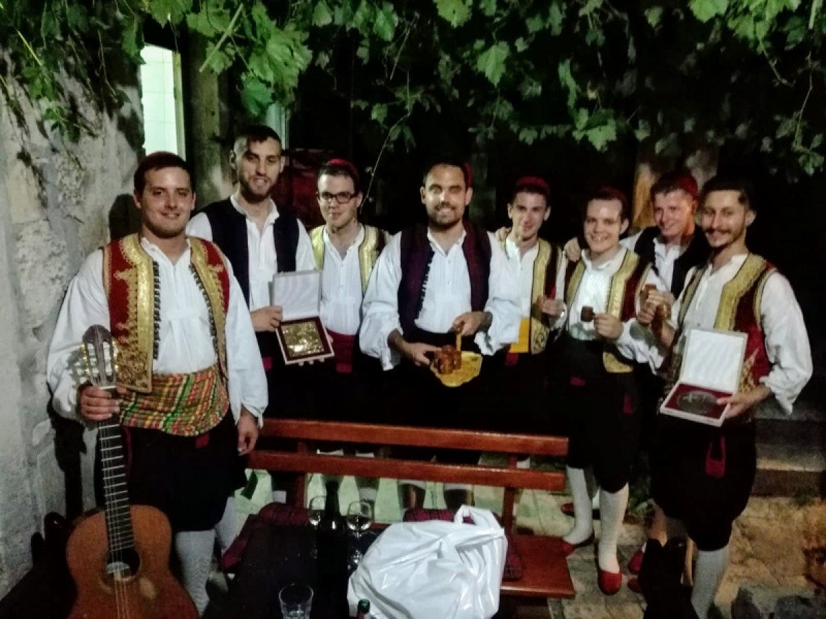 Klapi Kaše Prva nagrada publike na festivalu u Omišu