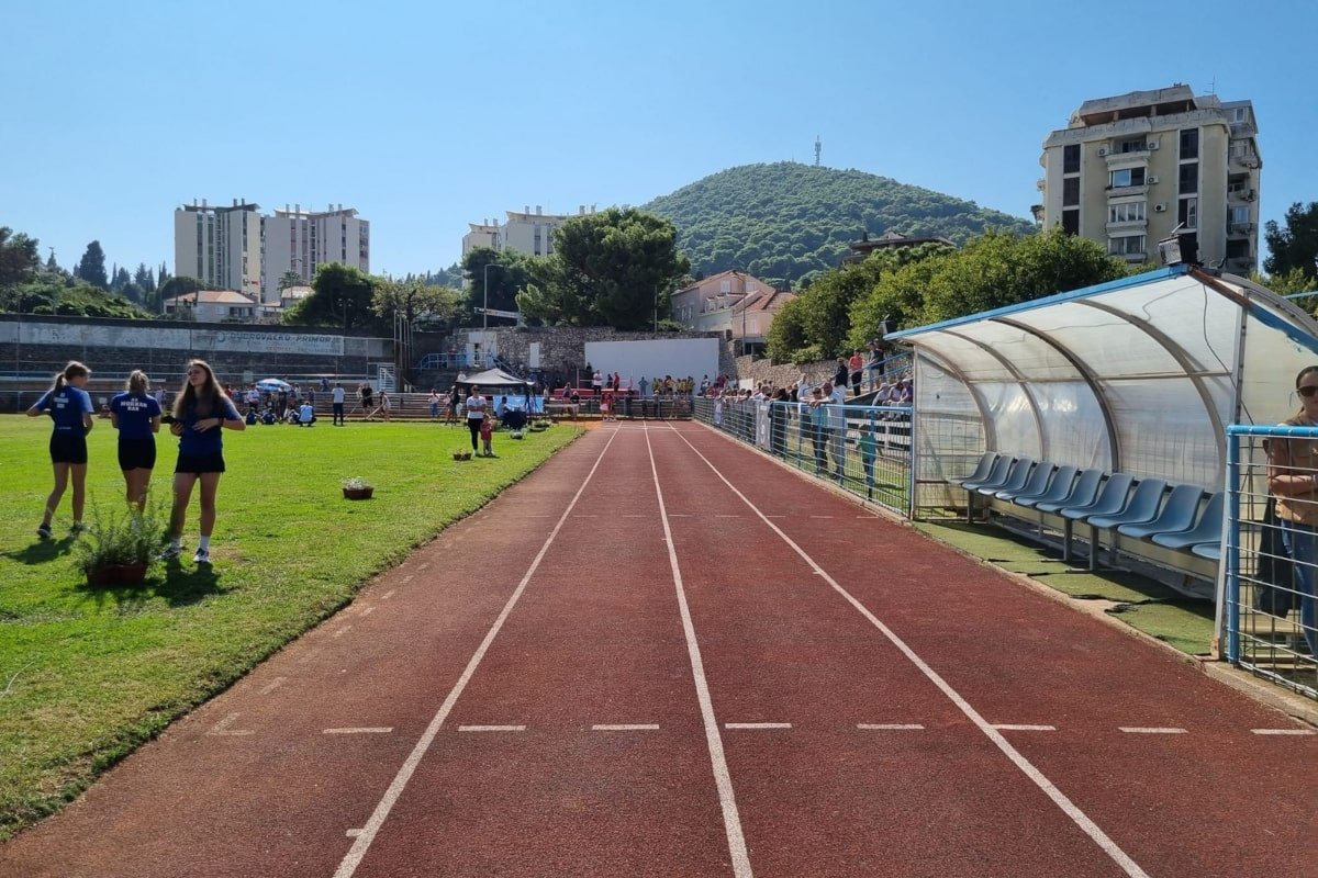 GRADONAČELNIK FRANKOVIĆ ČESTITAO ATLETSKOM KLUBU DUBROVNIK NA USPJESIMA U MLAĐIM KATEGORIJAMA