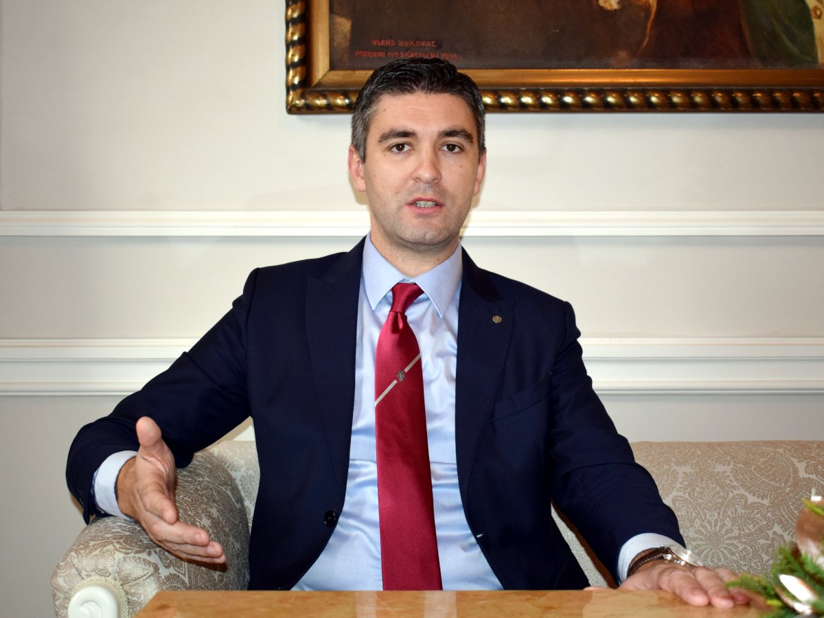 Franković o turističkoj sezoni:  Svako jutro prvo gledam jesu li Rusi odustali jer njihovo odustajanje u roku od 20 minuta rješava naše probleme