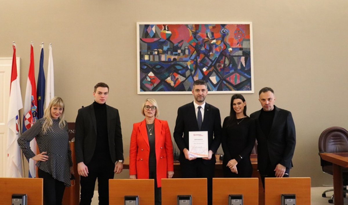 Članovi projekta „Aktivna Hrvatska” kod gradonačelnika Frankovića