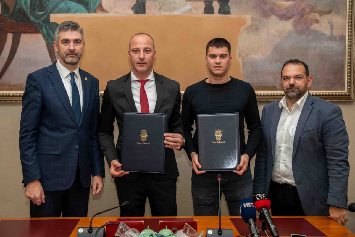 PRED PRVI WTA TURNIR U DUBROVNIKU OBNOVIT ĆE SE TENIS TERENI U UVALI LAPAD