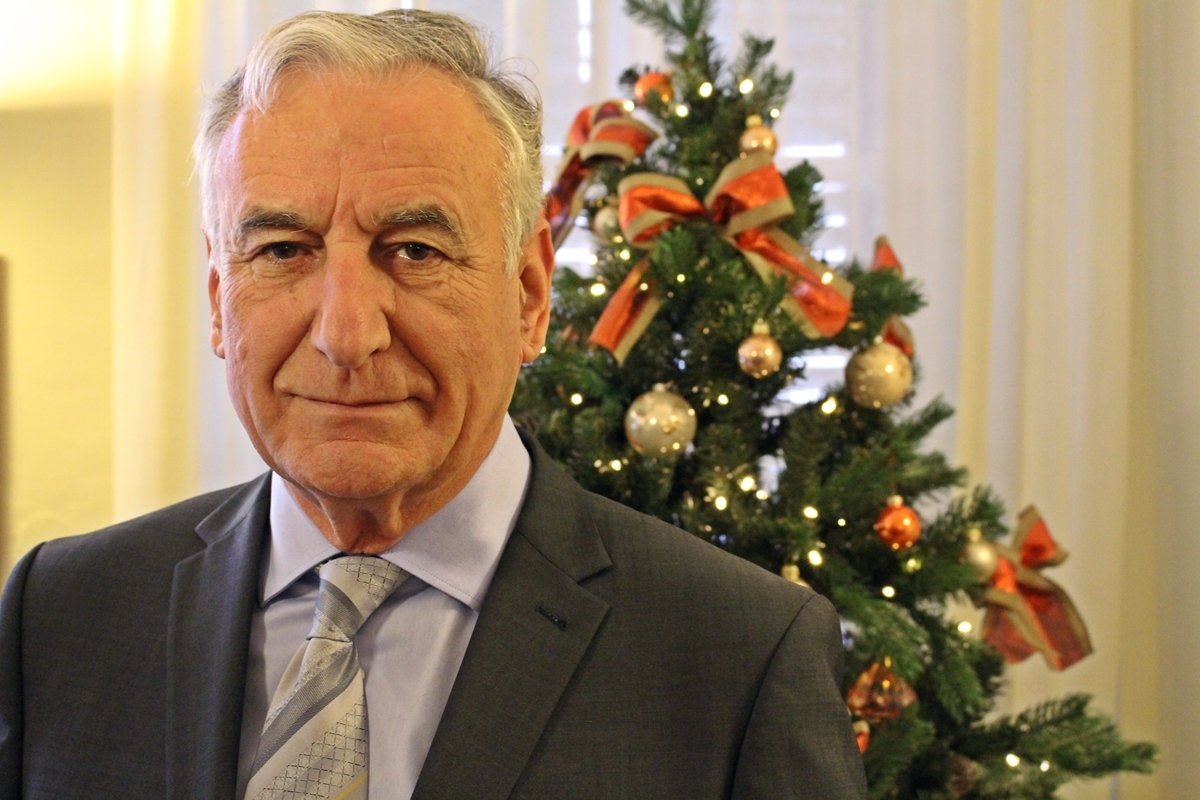 Nikola Dobroslavić: Božić nas poziva činiti dobro, uvažavati drugoga...