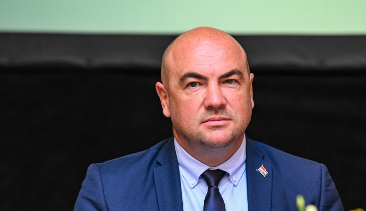 ŽUPAN PEZO UPUTIO ČESTITKU PRAVOSLAVNIM VJERNICIMA