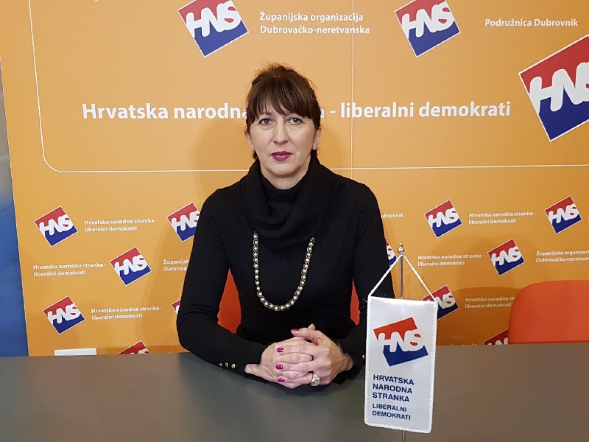 HNS: Pozivamo gradonačelnika da objavi  podatke o stanju sporova s turističkim agencijama