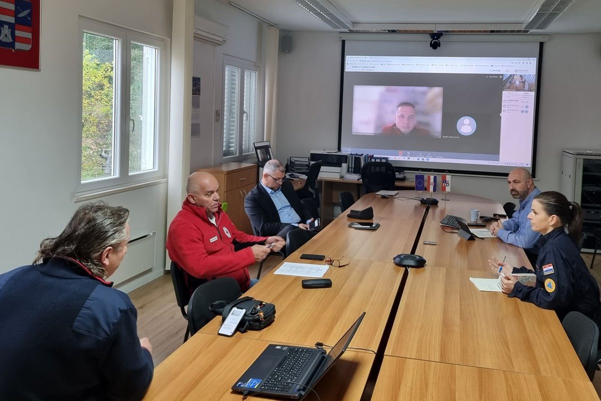 ŽUPANIJSKI STOŽER CIVILNE ZAŠTITE: Interventne službe spremne za eventualne zimske uvjete