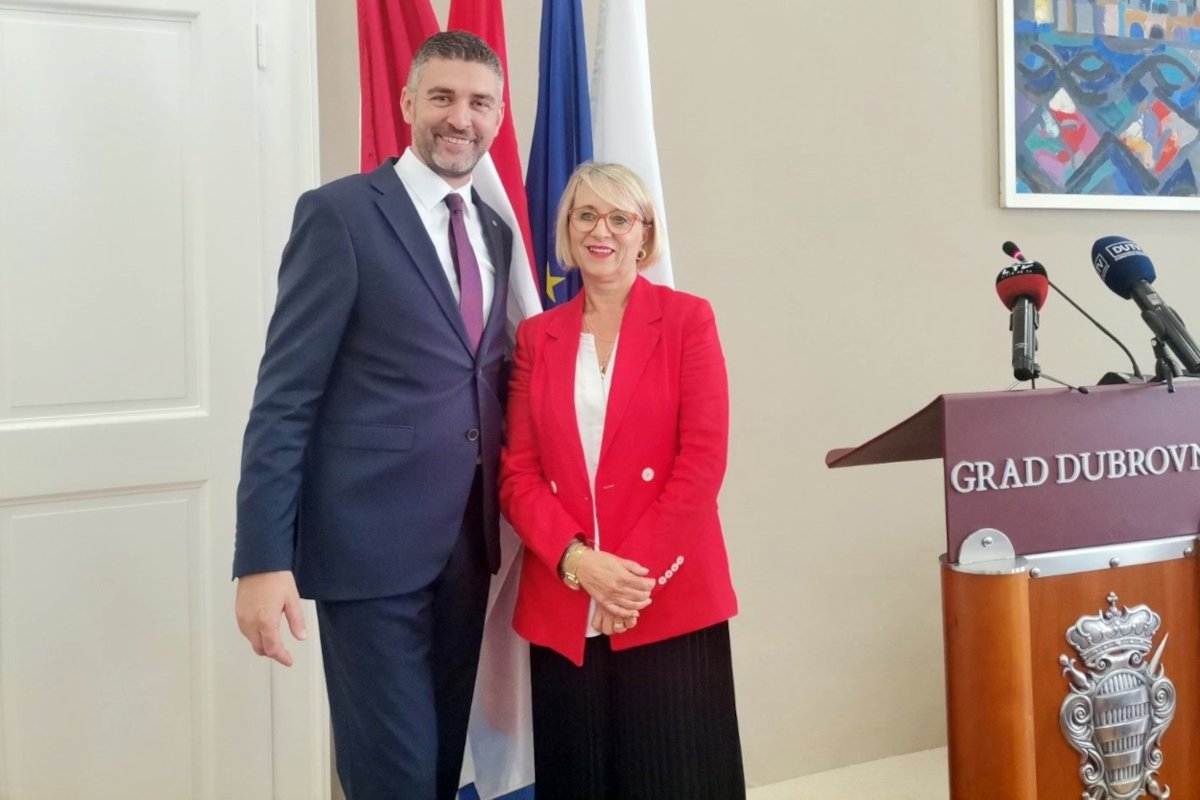 Šest godina mandata; Franković sebe ocijenio trojkom