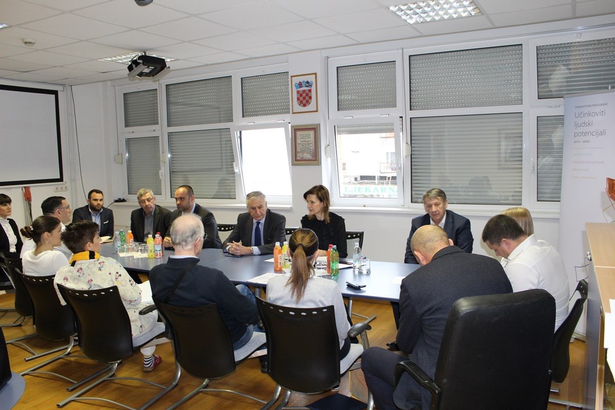 Župan Dobroslavić u dolini Neretve na sastanku s temom poboljšanja zdravstvene zaštite