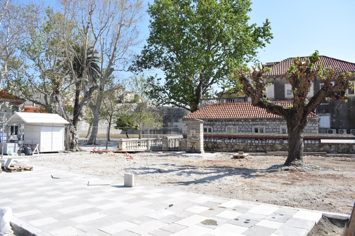 U Društvu arhitekata Dubrovnik nisu zadovoljni uklanjanjem „Kocke mora”