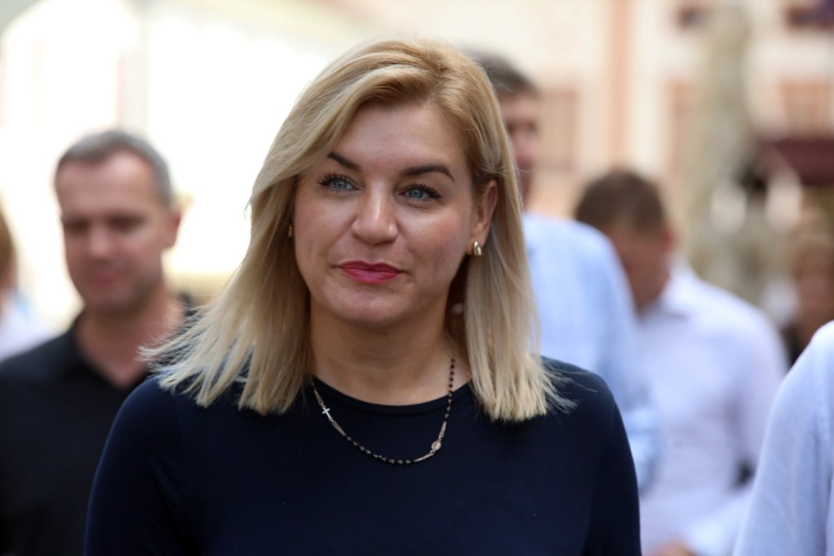 MINISTRICA TURIZMA NIKOLINA BRNJAC: ZADOVOLJNI SMO TURISTIČKIM PROMETOM I FINANCIJSKIM REZULTATIMA 2023.