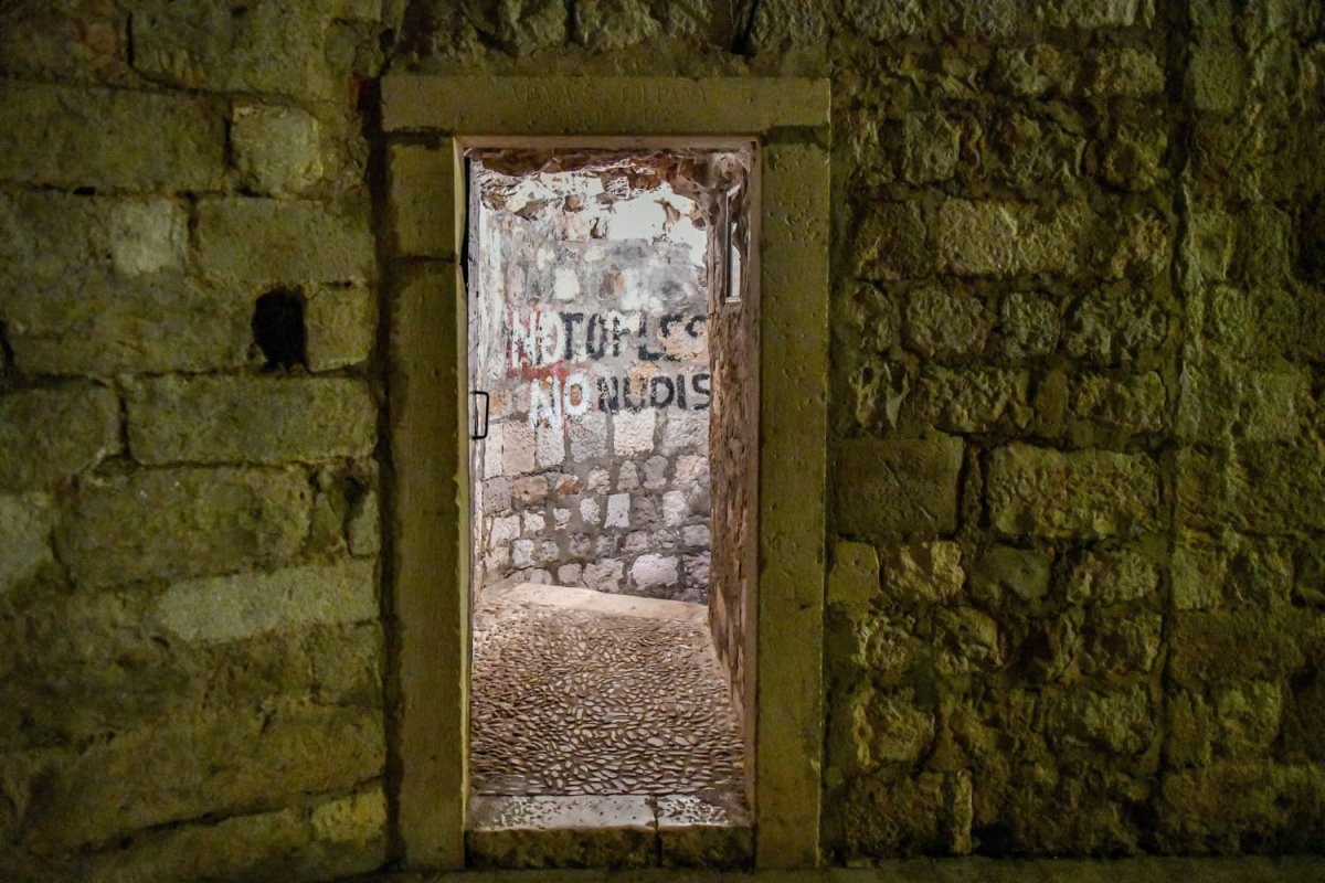 BUŽE ĆE SE ZIMI ZATVARATI, FRANKOVIĆ KRSTULOVIĆU: VRATA SU GRADSKA, ZATVORIT ĆE SE, A VI IH LOMITE I DALJE I PODRŽAVAJTE ONOGA TKO IH LOMI