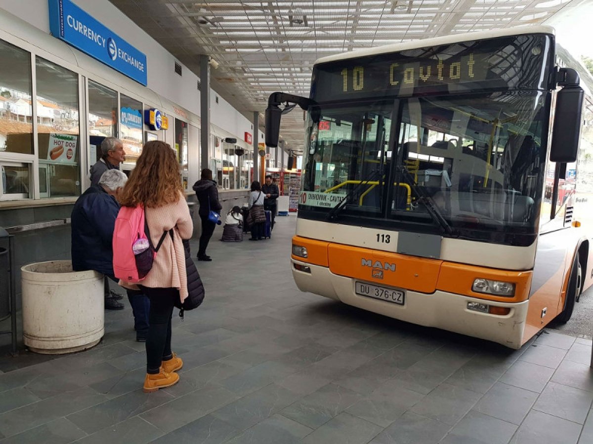 Nemar Libertasa: Autobus uopće nije krenuo, nitko nije mogao naći vozača, putnici ostali bez objašnjena