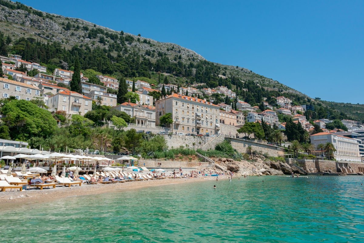 VIŠE OD POLOVICE UKUPNIH PRIHODA GOSPODARSTVA U ŽUPANIJI OSTVARI SE U DUBROVNIKU