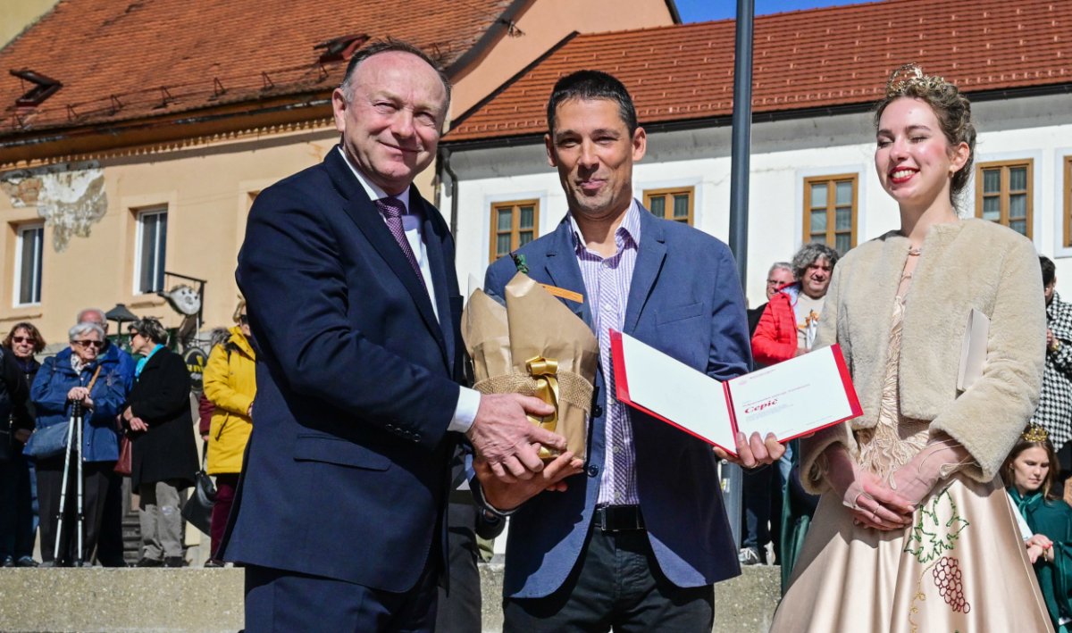 PZ Putniković dobila reznicu najstarije vinove loze na svijetu