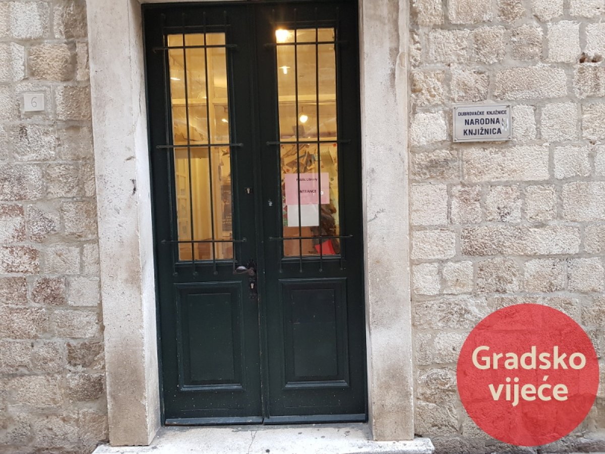 Tepšić injorantno predložila da Dubrovačke knjižnice poklone Ragužu člansku iskaznicu