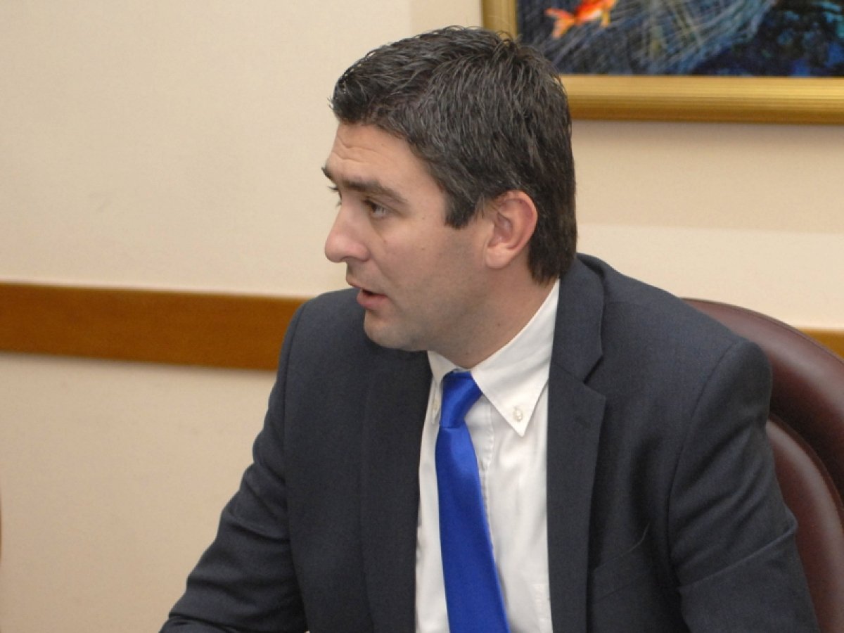 Zašto Franković želi potrošiti pola milijuna kuna na večeru ako su to zadnji gradski novci?!
