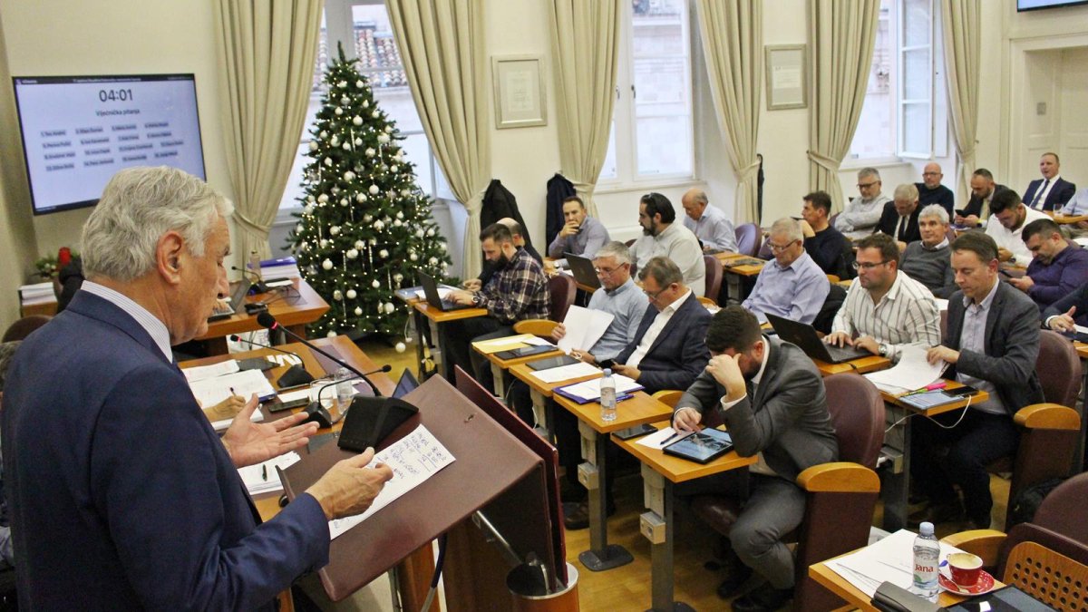 USVOJEN PRORAČUN ŽUPANIJE OD 136,75 MILIJUNA EURA