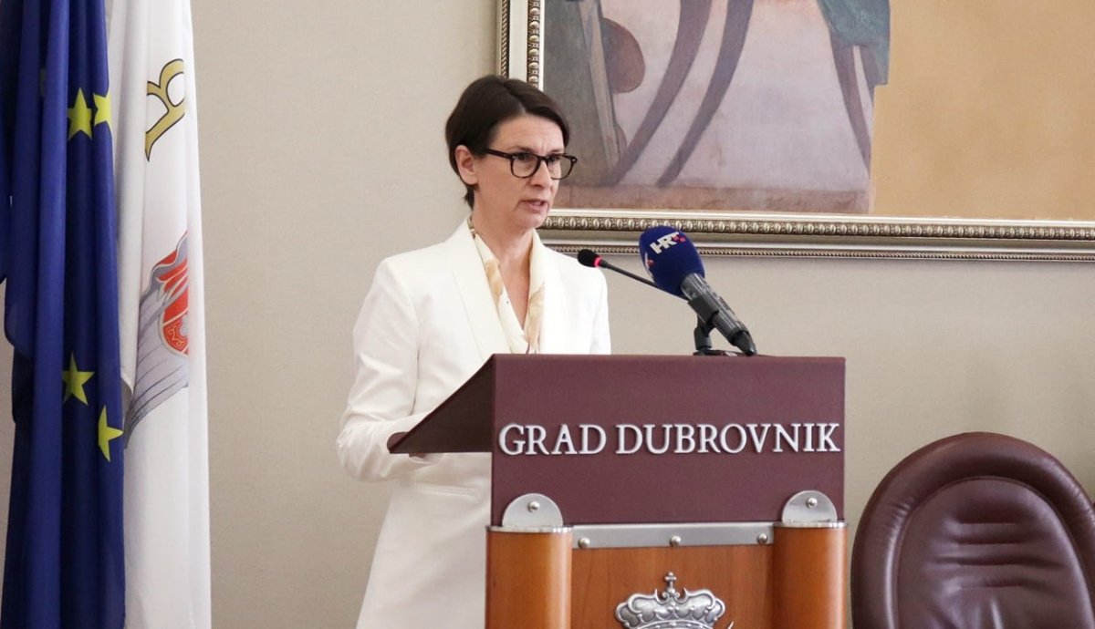 GRADONAČELNIK FRANKOVIĆ PRIHVATIO PRIJEDLOGE VIKTORIJE KNEŽEVIĆ O GRAĐEVINSKIM RADOVIMA