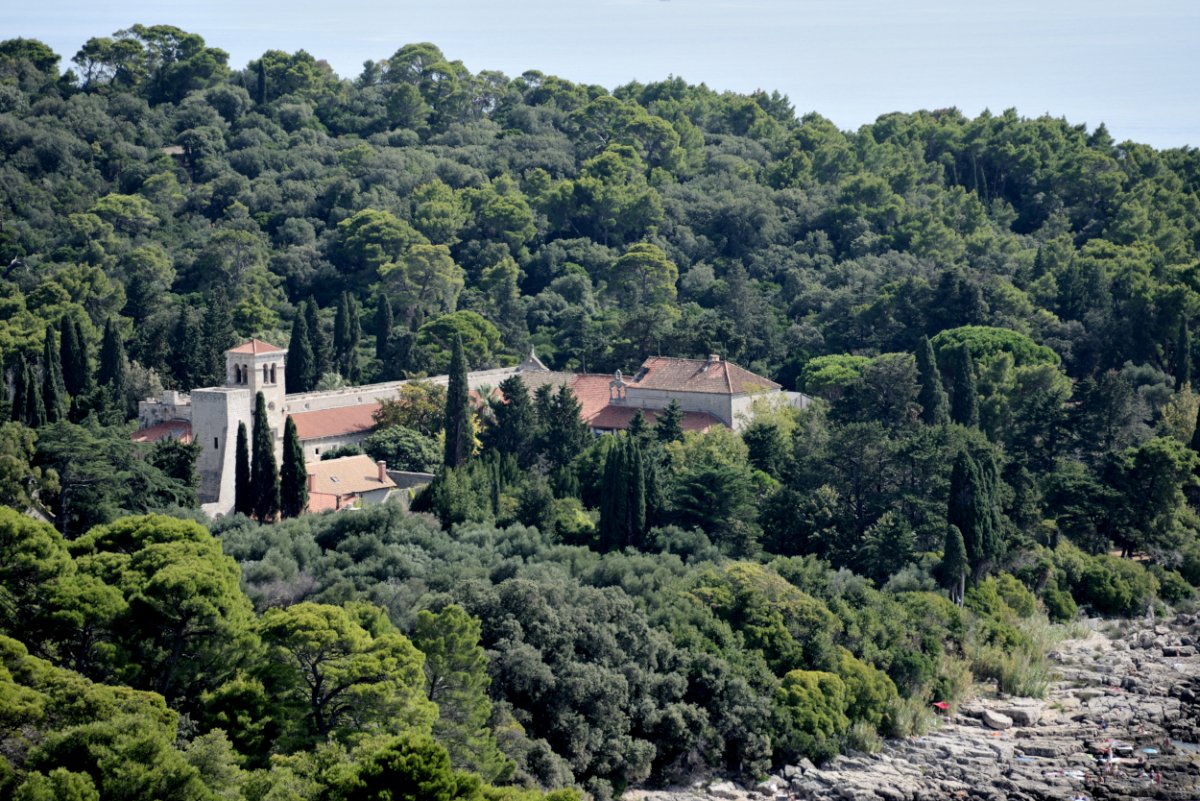 Zagrebačko Sveučilište na miran način s Gradom Dubrovnikom riješit će pitanje benediktinskog samostana