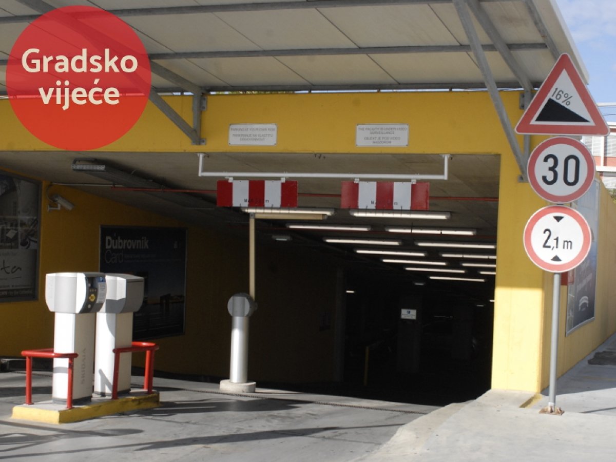 Franković namjerava kupiti garažu na Ilijinoj glavici i graditi garažu ispod žičare