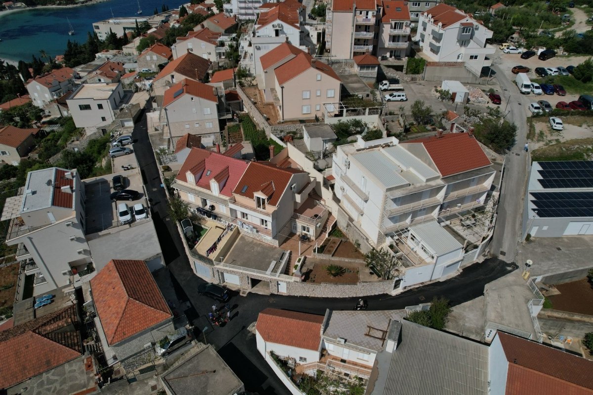 ZAVRŠENI RADOVI ASFALTIRANJA U MOSORSKOJ I MOSTARSKOJ