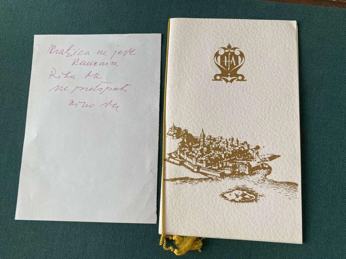 I dubrovački Arhiv objavom podsjetio na posjetu Elizabete II. Dubrovniku