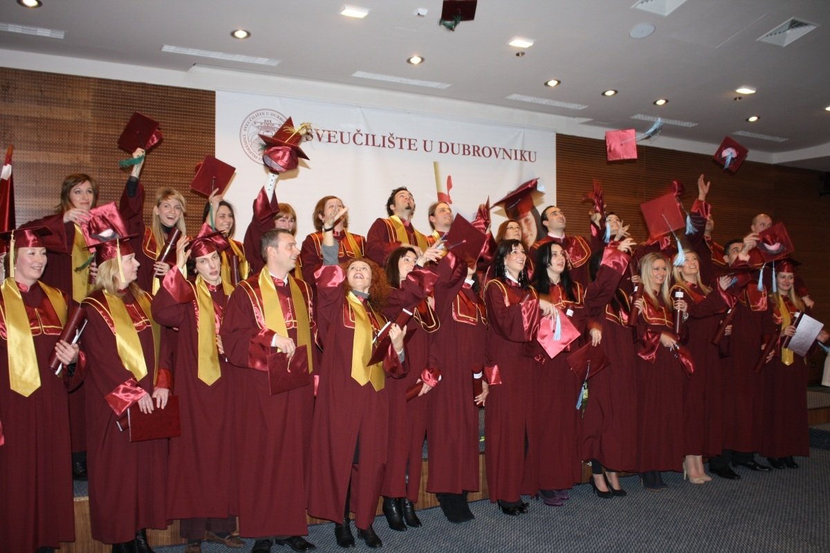 Županija otvorila natječaj za stipendije učenicima i studentima