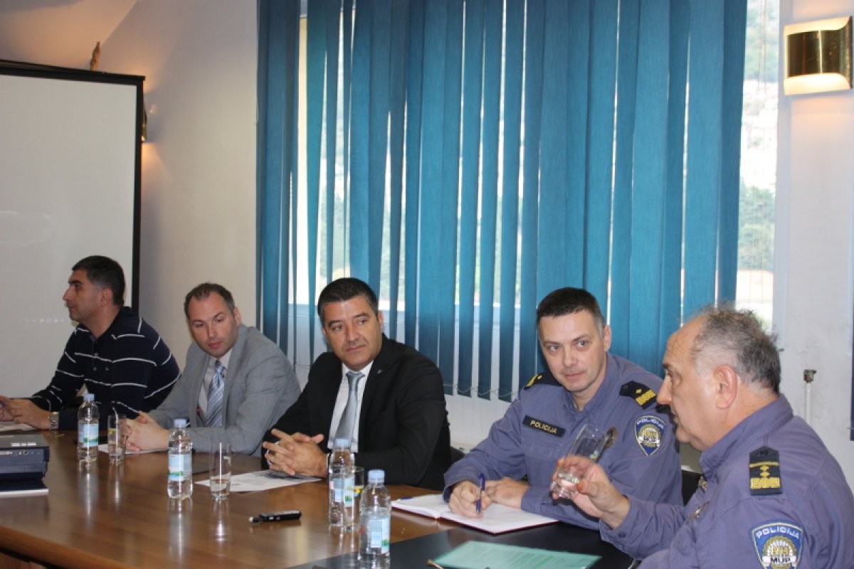 Policajci će sudjelovati na teoretskom dijelu nastave u autoškolama?