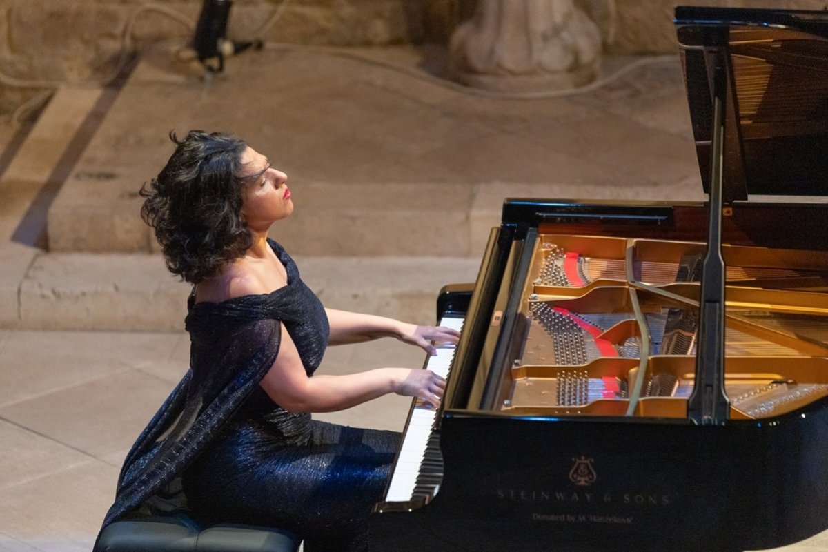 KHATIA BUNIATISHVILI: KNEŽEV DVOR JE APSOLUTNO ČAROBNO MJESTO