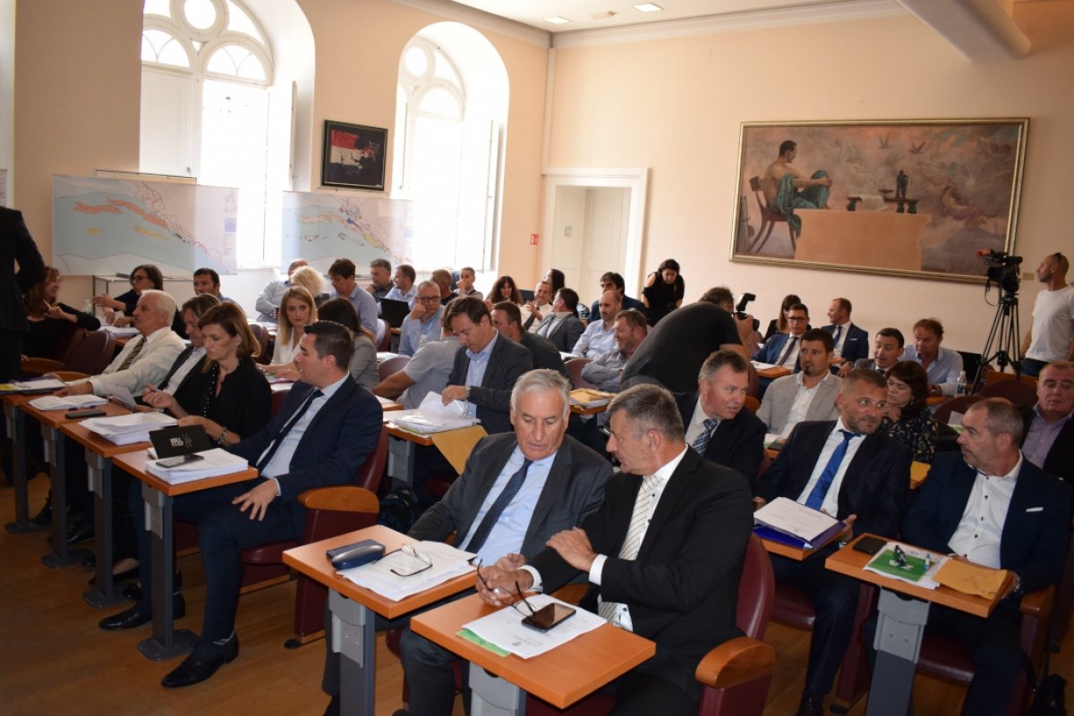 Evo što će vijećnici Mosta tražiti na tematskoj sjednici Županijske skupštine o stanju zdravstva