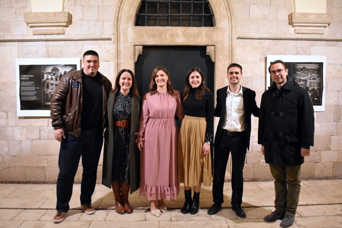 Izložba „Dubrovnik u stihu i fotografiji II.“ autora Mara i Borisa Jovića