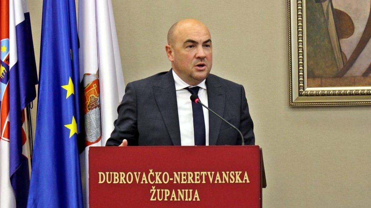 PRVI PRORAČUN NOVOG ŽUPANA BLAŽA PEZA PODRŽALI SVI OSIM MOŽEMO I SRĐ JE GRAD