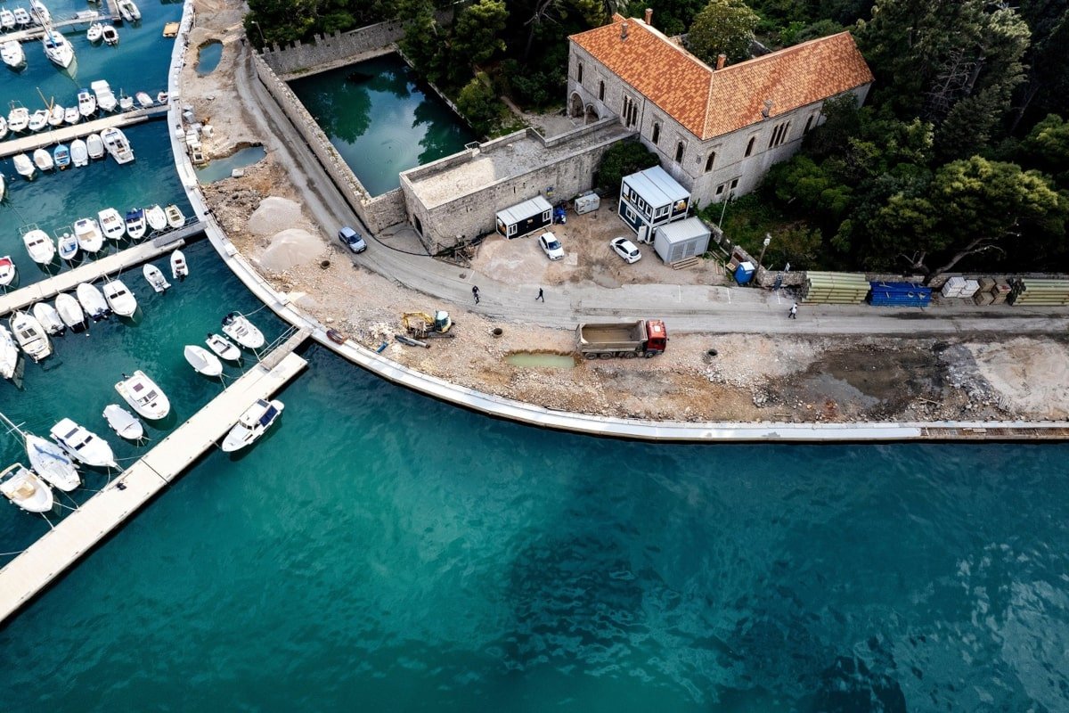 Iz Grada podsjećaju da je Lapadska obala zatvorena za promet