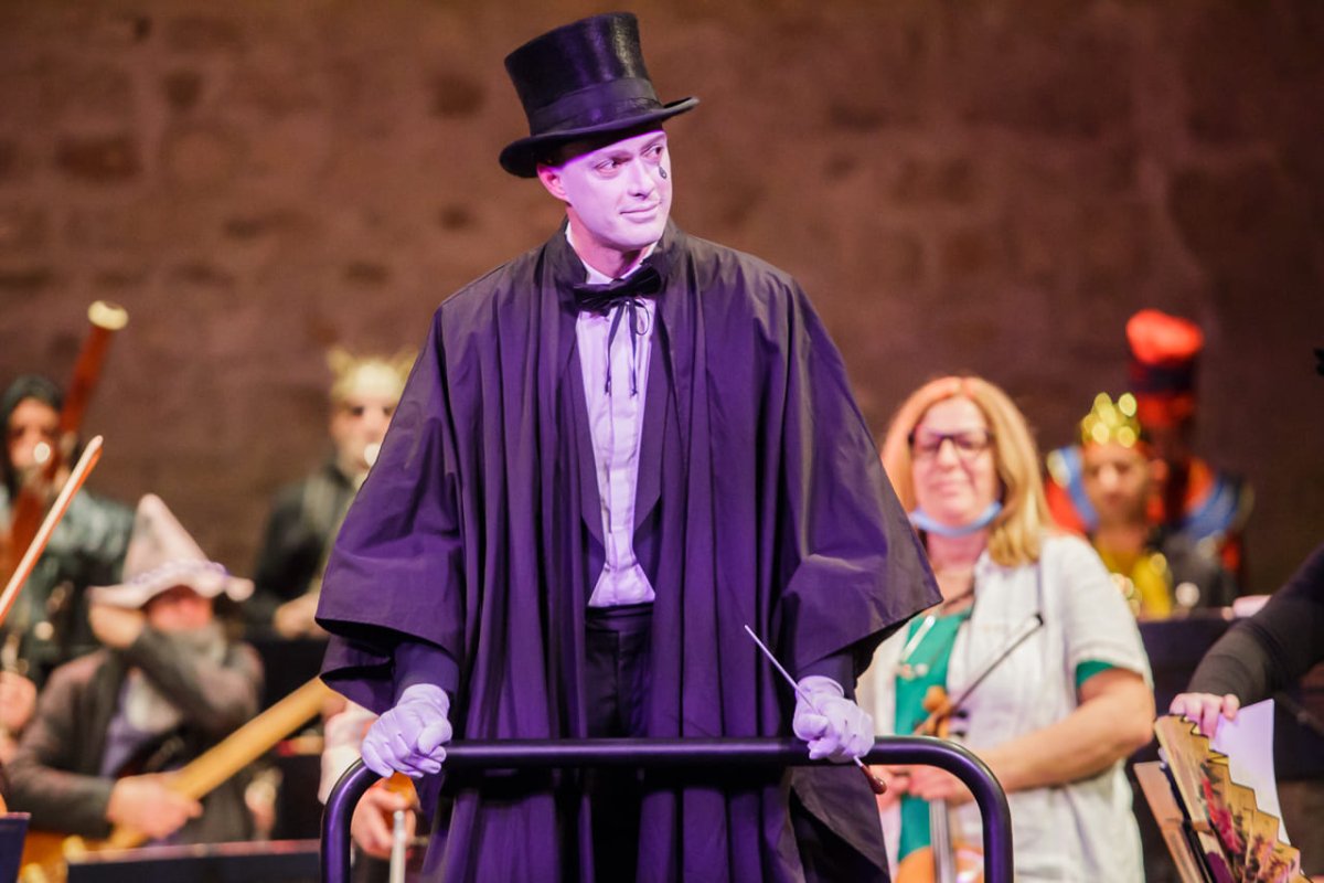 MAŠKARANI KONCERT U KMD-U