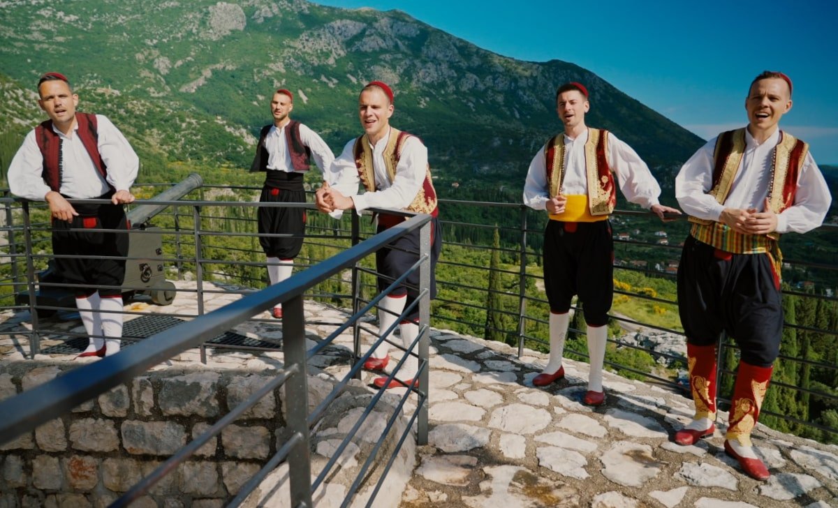 VIDEO / Kaše s pjesmom „Pramaljeća i marčane bure” idu na Splitski festival