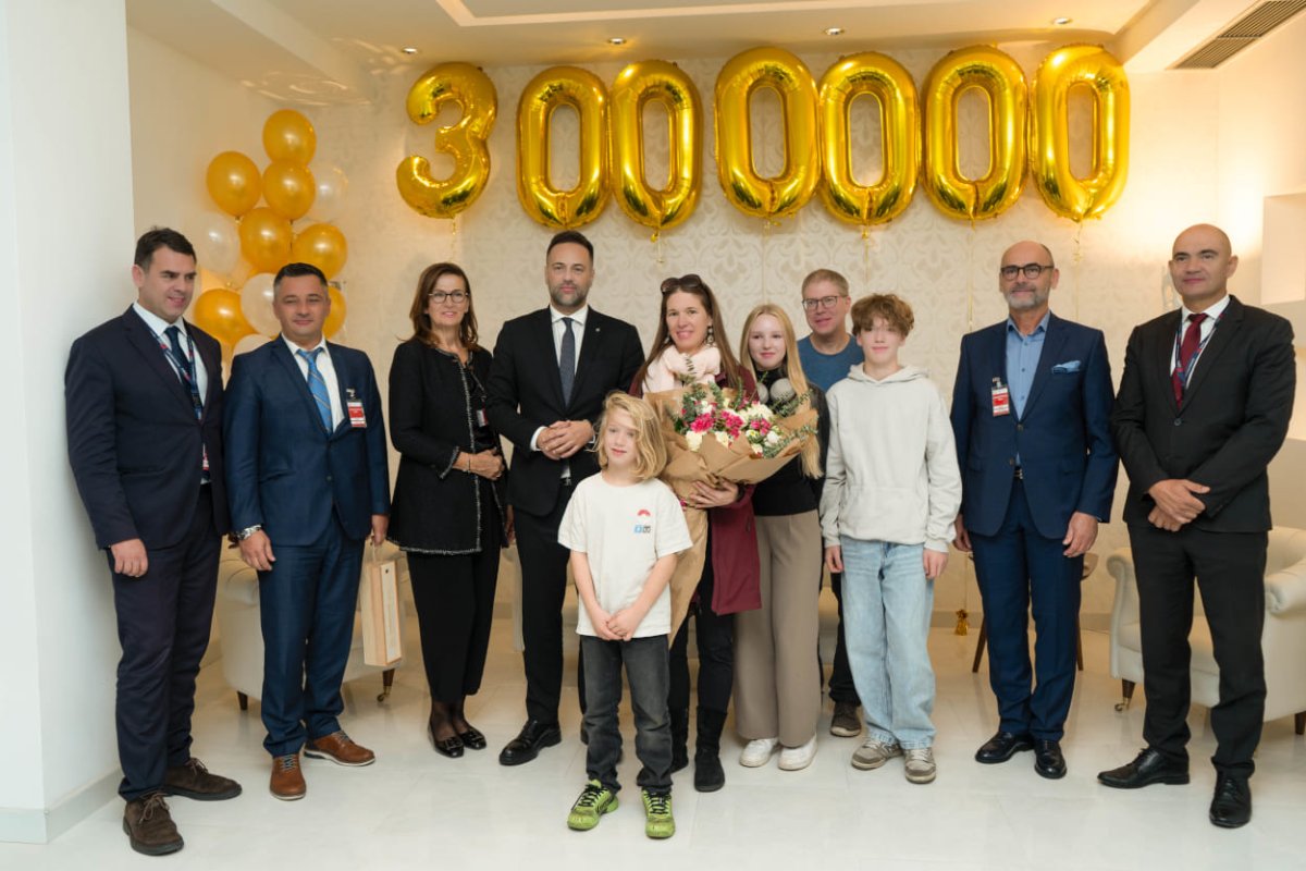 DUBROVAČKA ZRAČNA LUKA PRVI PUT PREMAŠILA BROJKU OD TRI MILIJUNA PUTNIKA, TROMILIJUNTA PUTNICA STIGLA NA LETU IZ BEČA