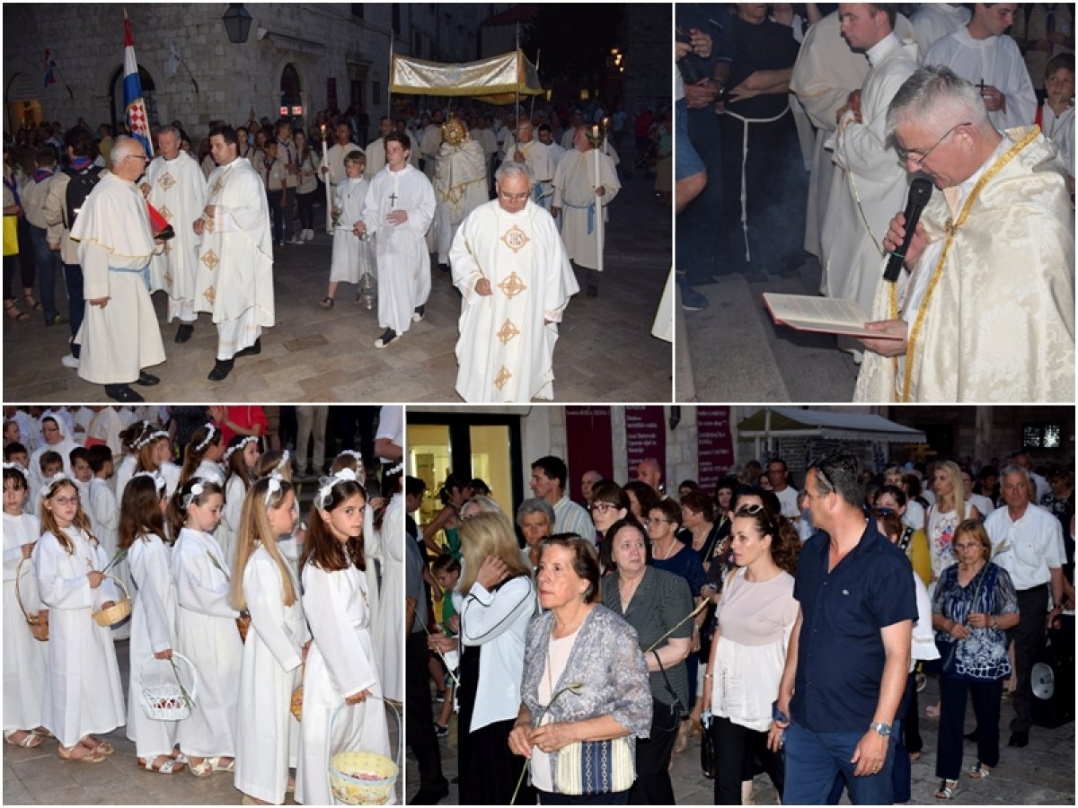 Procesija gradskim ulicama na Tijelovo