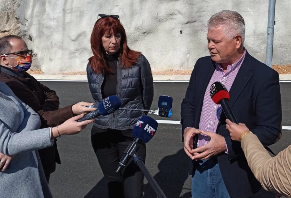 Vlahušić o cesti za Pobrežje: Trebala je koštati 10, a ne više od 60 milijuna kuna