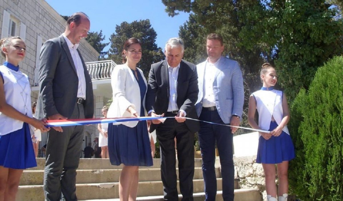Župan Dobroslavić svečano otvorio novi resort Port 9 na Korčuli