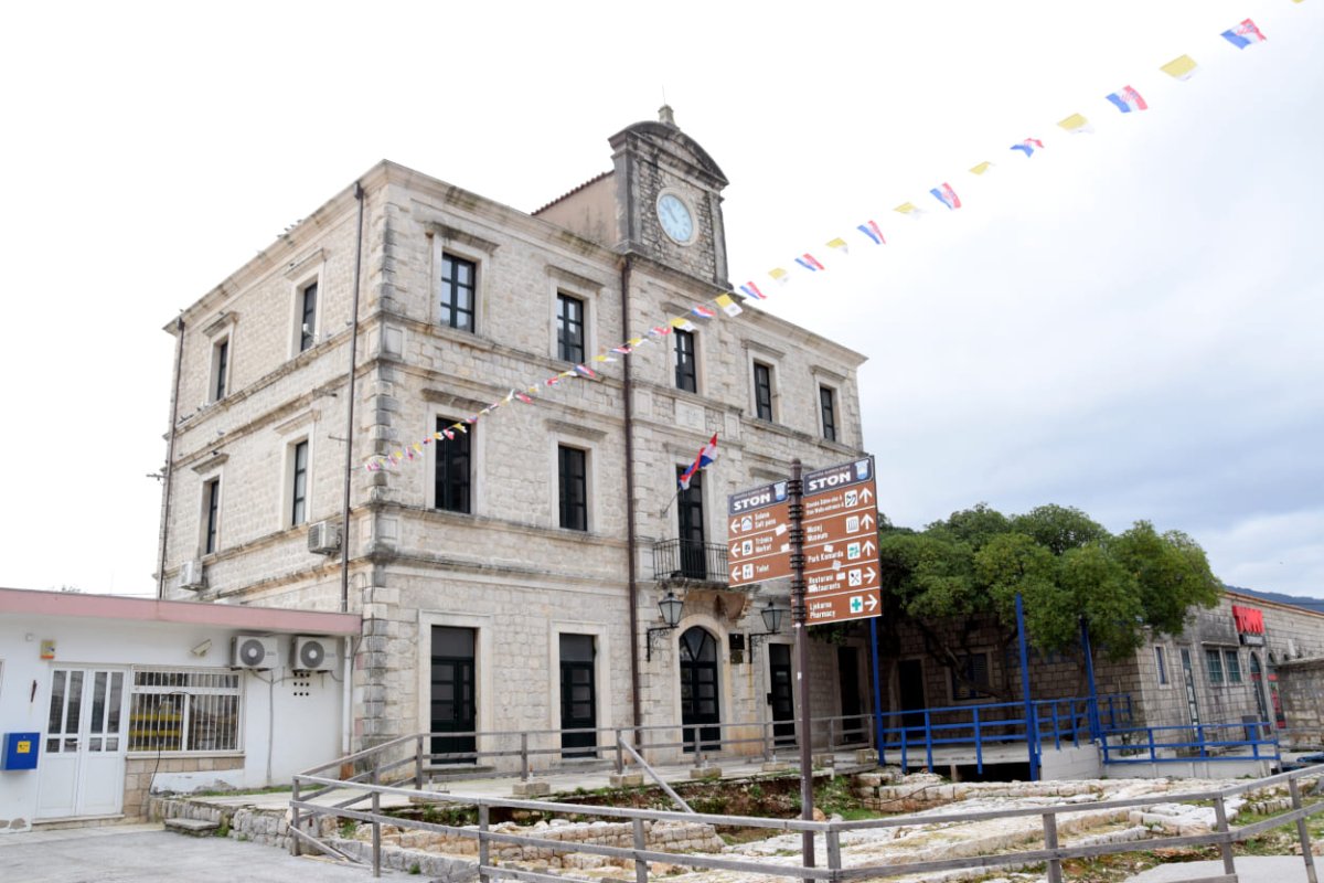 POLICIJA PROVELA KRIMINALISTIČKO ISTRAŽIVANJE ZBOG ODLAGANJA OTPADA U STONU