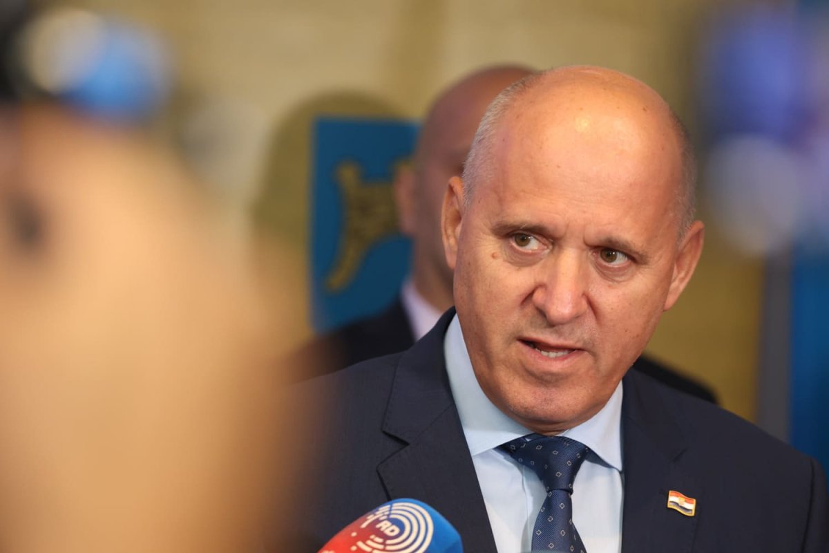 BAČIĆ: NEĆE BITI RETROGRADNE PRIMJENE ZAKONA ZA APARTMANE U STAMBENIM ZGRADAMA