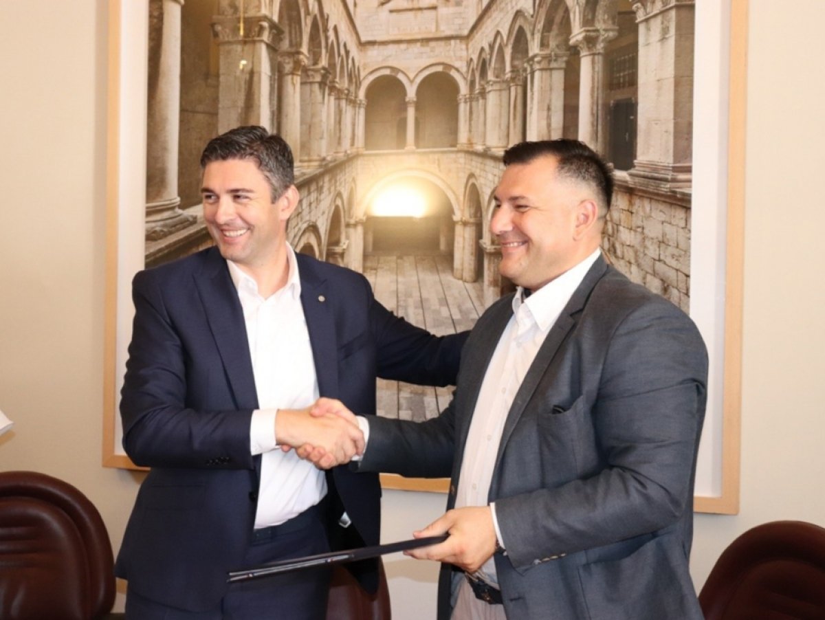 Grad Dubrovnik bolnici donirao 2,15 milijuna kuna za obnovu informatičkog sustava