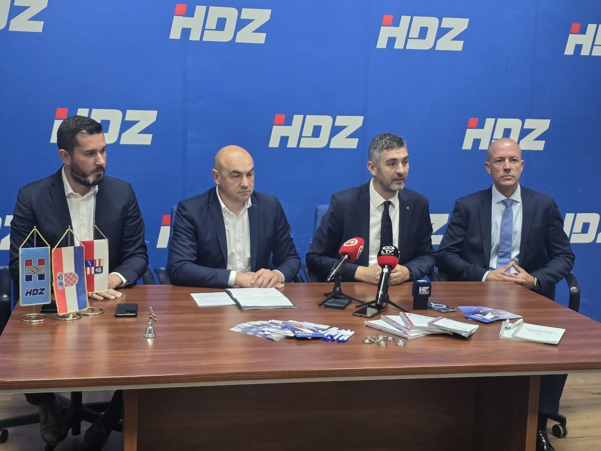 FRANKOVIĆ I PEZO: ODLUČUJETE O POLITIČARIMA KOJI KROJE VAŠ I NAŠ SVAKODNEVNI ŽIVOT