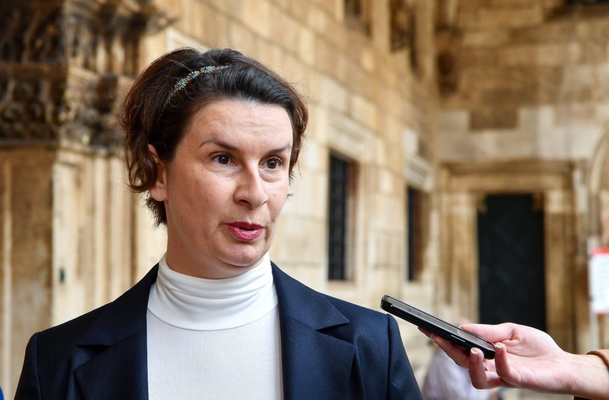 VIKTORIJA KNEŽEVIĆ: POREZOM NA NEKRETNINE GRAĐANI ĆE BITI NEJEDNAKI
