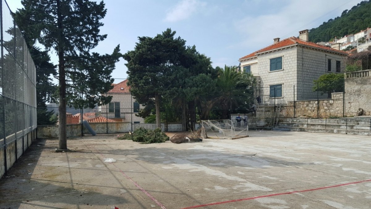 Grad će rekonstruirati igralište dubrovačke Gimnazije
