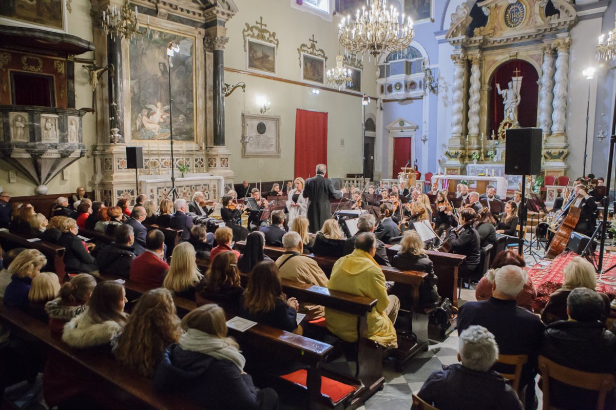 Ponovo će se održati tradicionalni božićni koncert DSO-a, zborova i klapa u Male braće