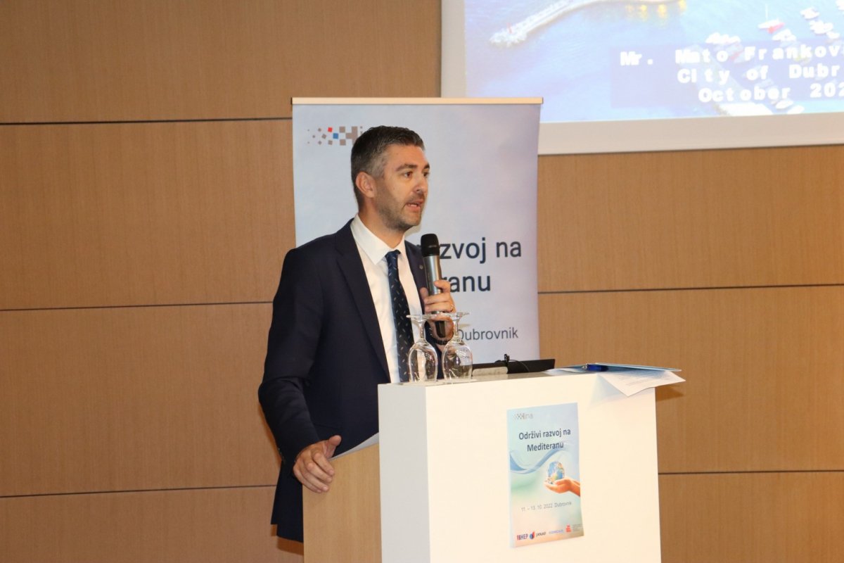 Gradonačelnik Franković na HINA-inoj konferenciji govorio o gradskim projektima održivosti