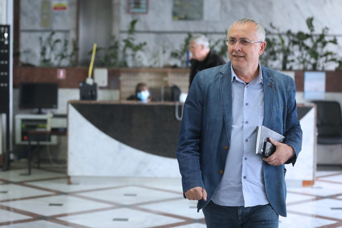 SINDIKALISTI U ŠKOLAMA PRIPREMAJU PROSVJED, A MOŽDA I ŠTRAJK
