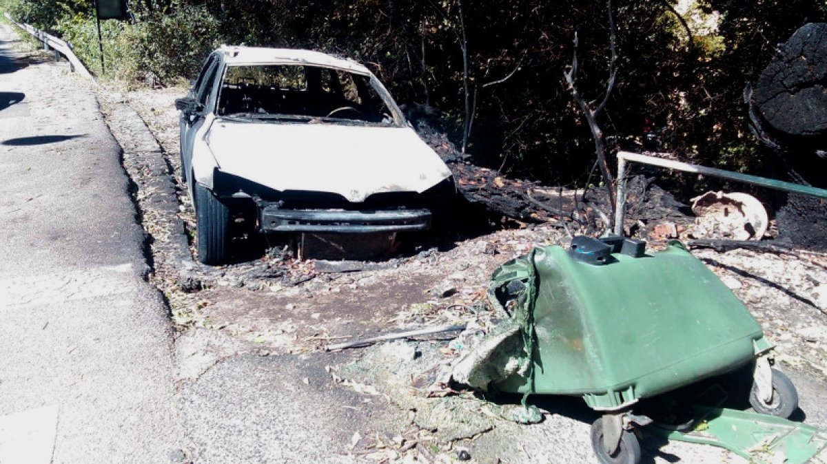 Izgorilo vozilo u Ul. svetog Mihajla, policijski očevid u tijeku
