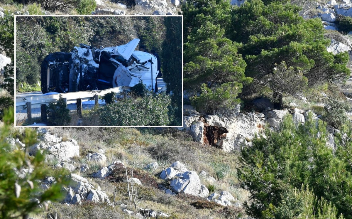 STIJENA SA SRĐA KOTRLJALA SE 200 METARA PRIJE NEGO JE ZDROBILA KOMBI U KOJEM JE POGINUO 31-GODIŠNJAK