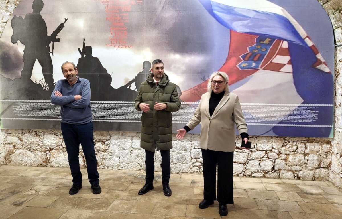 SUD URUČIO GRADU DUBROVNIKU KLJUČEVE TVRĐAVE IMPERIAL